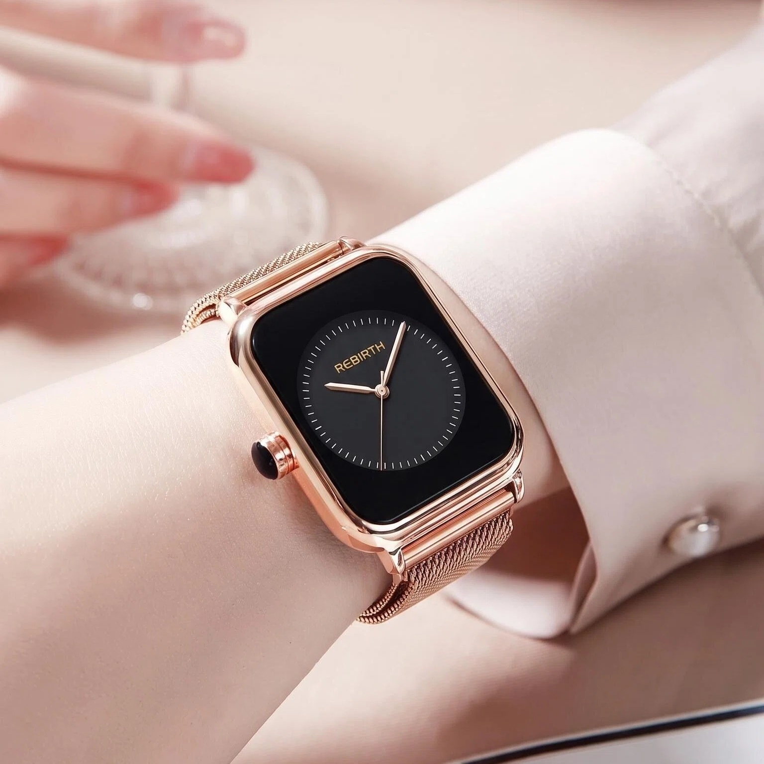 Zegarek damski w stylu light l – Luxury Watch Gold And Black recenzja i cena