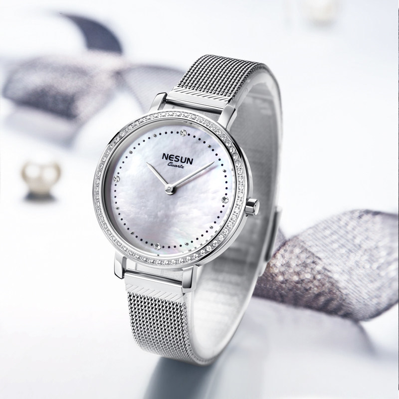 Szwajcarskie zegarki damskie N – Luxury Watch Japan Brand recenzja i cena