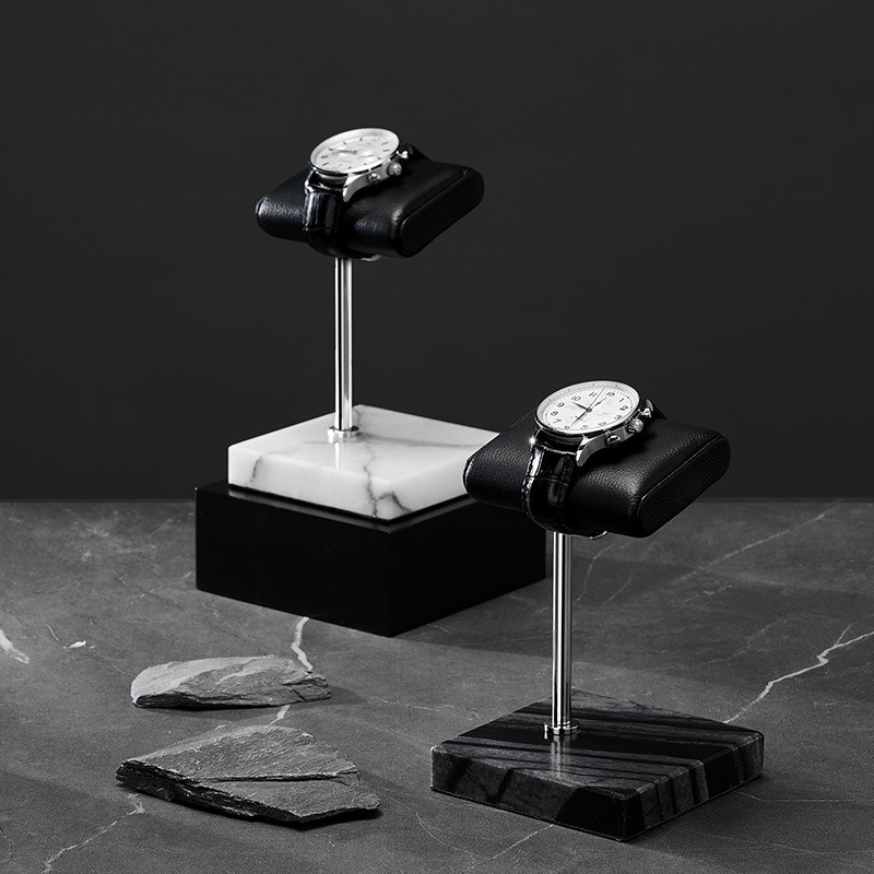 Luksusowy stojak na zegarki w  – Luxury Watch Stand recenzja i cena